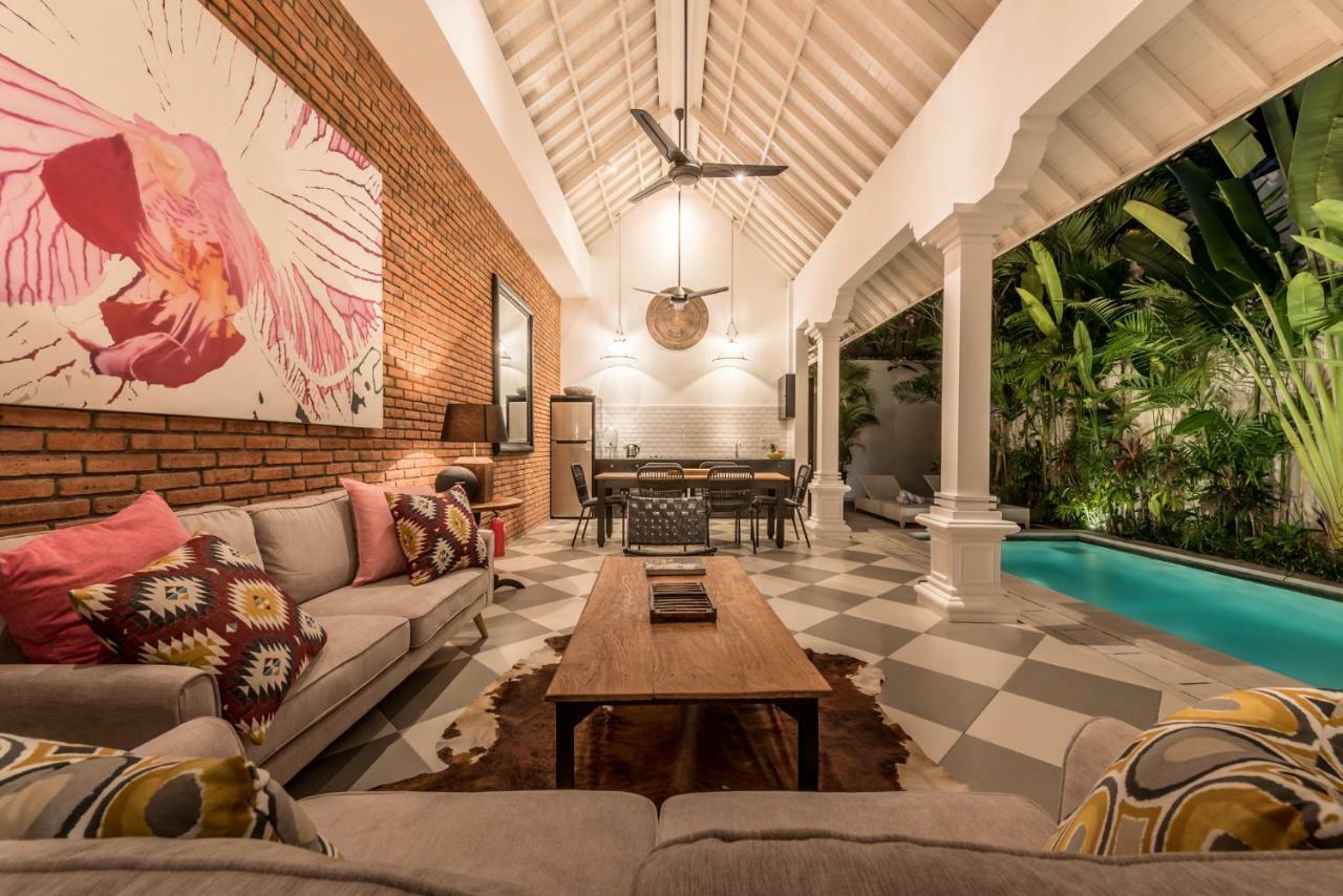 Central 3 Bedroom Villa Close To Seminyak Beach エクステリア 写真