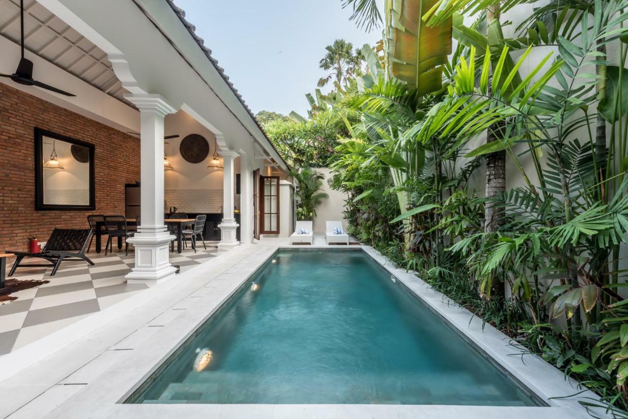 Central 3 Bedroom Villa Close To Seminyak Beach エクステリア 写真