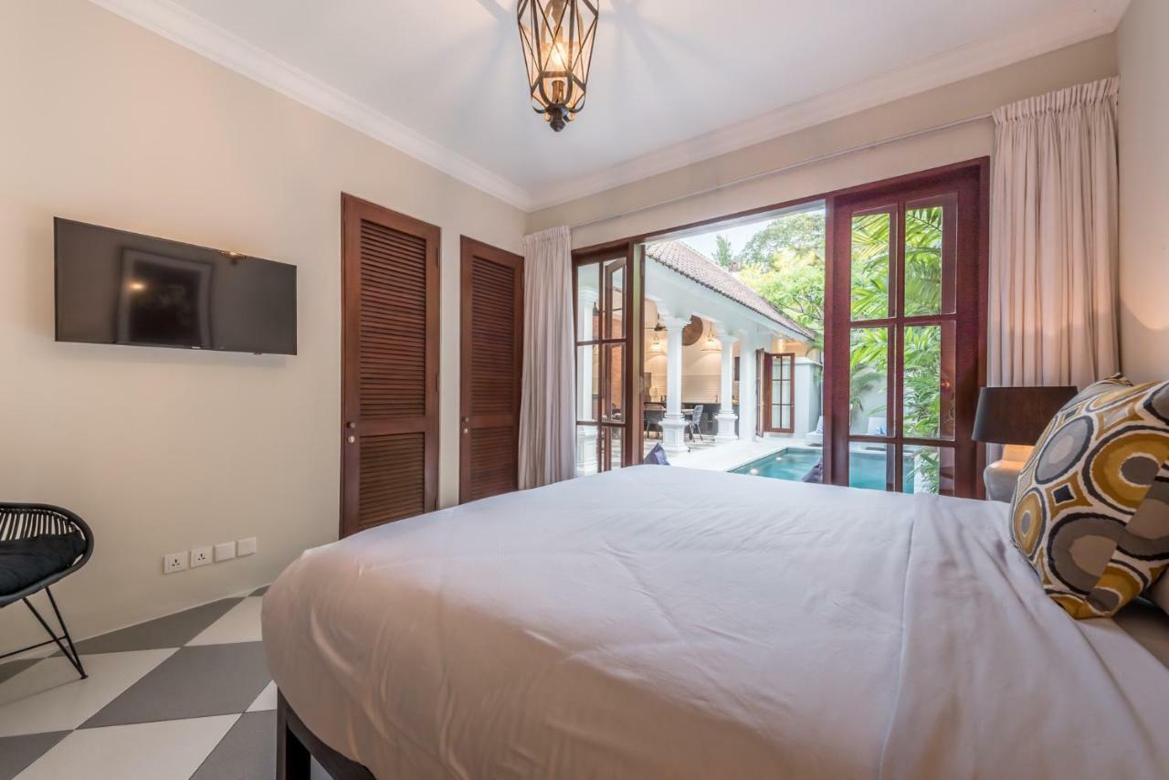 Central 3 Bedroom Villa Close To Seminyak Beach エクステリア 写真