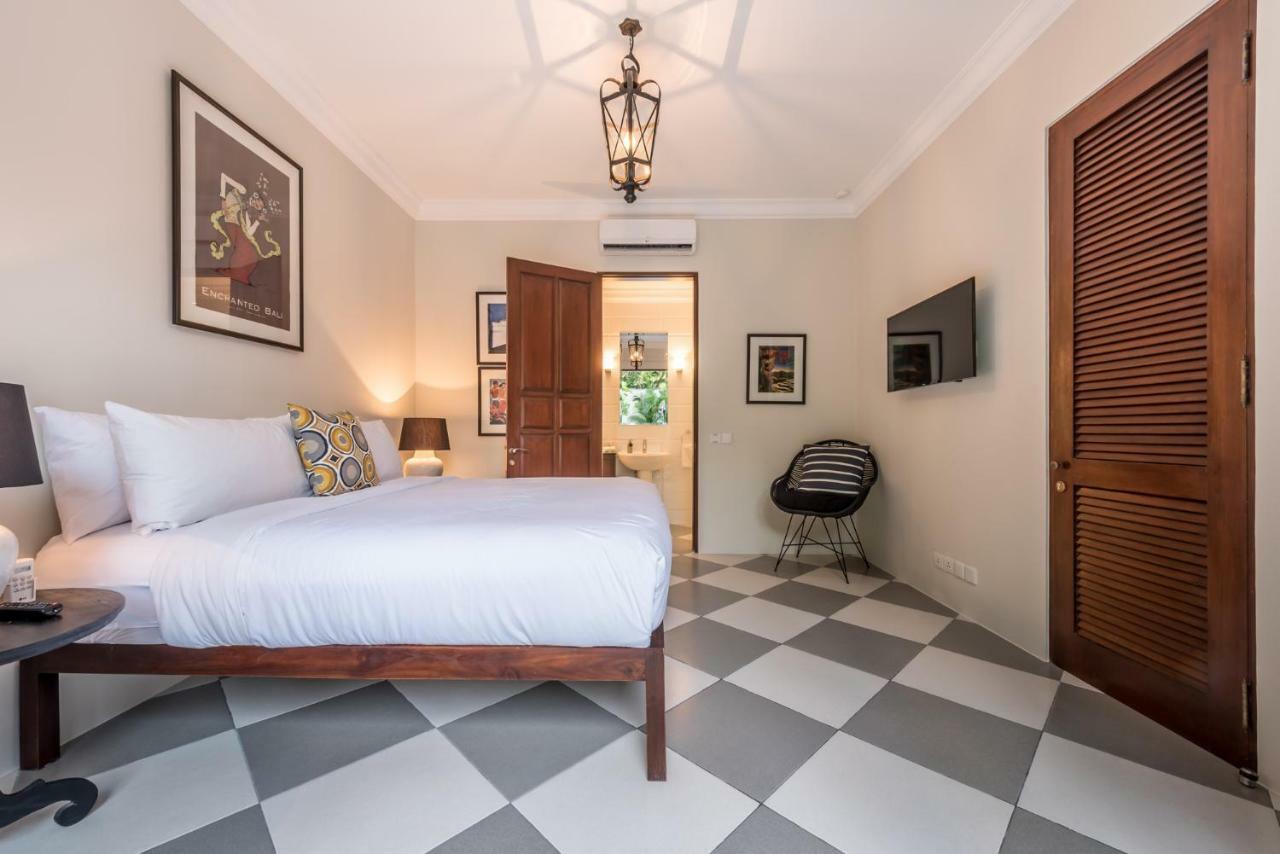 Central 3 Bedroom Villa Close To Seminyak Beach エクステリア 写真