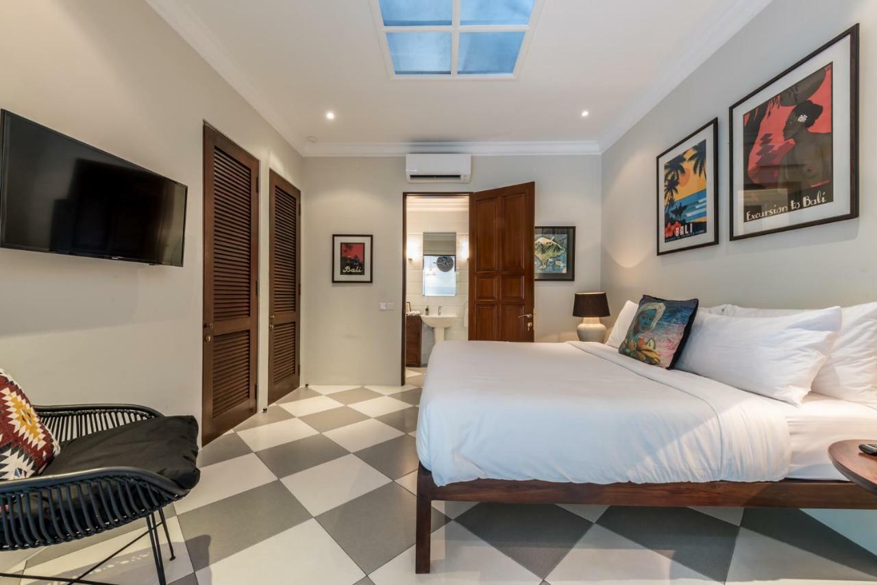 Central 3 Bedroom Villa Close To Seminyak Beach エクステリア 写真