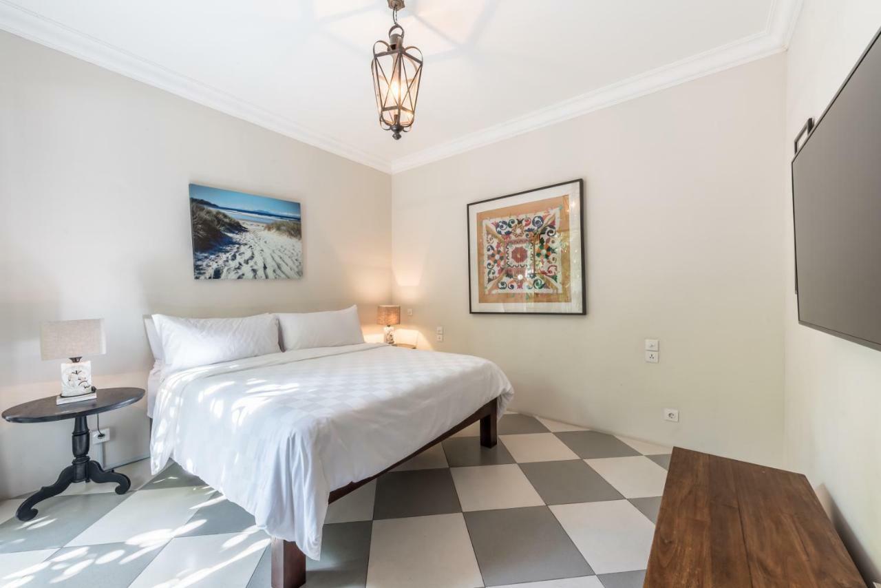 Central 3 Bedroom Villa Close To Seminyak Beach エクステリア 写真