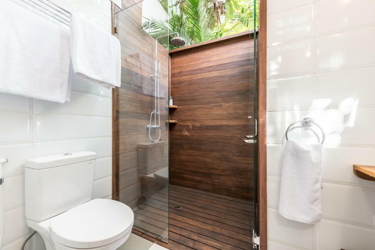 Central 3 Bedroom Villa Close To Seminyak Beach エクステリア 写真